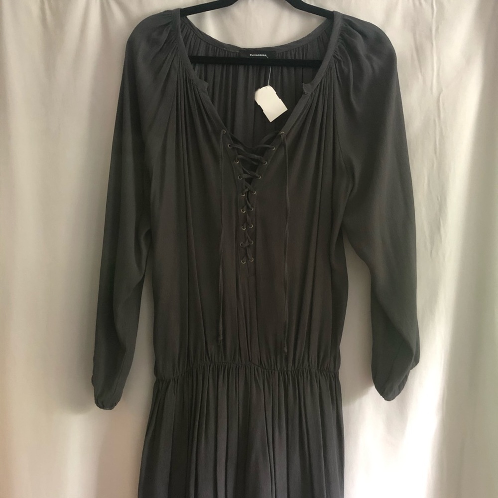 NWT Grey Tie Up Long Sleeve Dress!